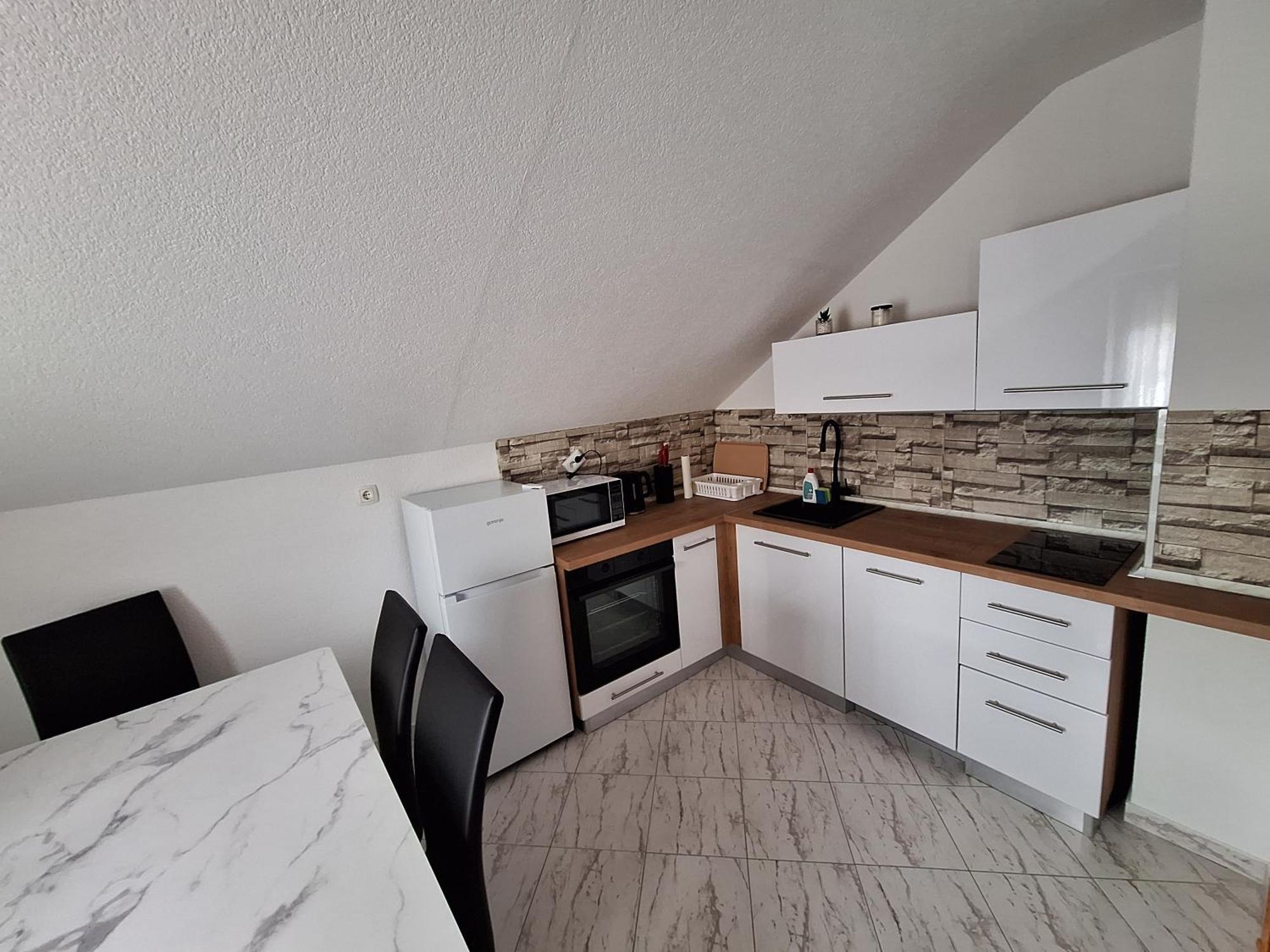 Guesthouse Miha Rakovica Ngoại thất bức ảnh