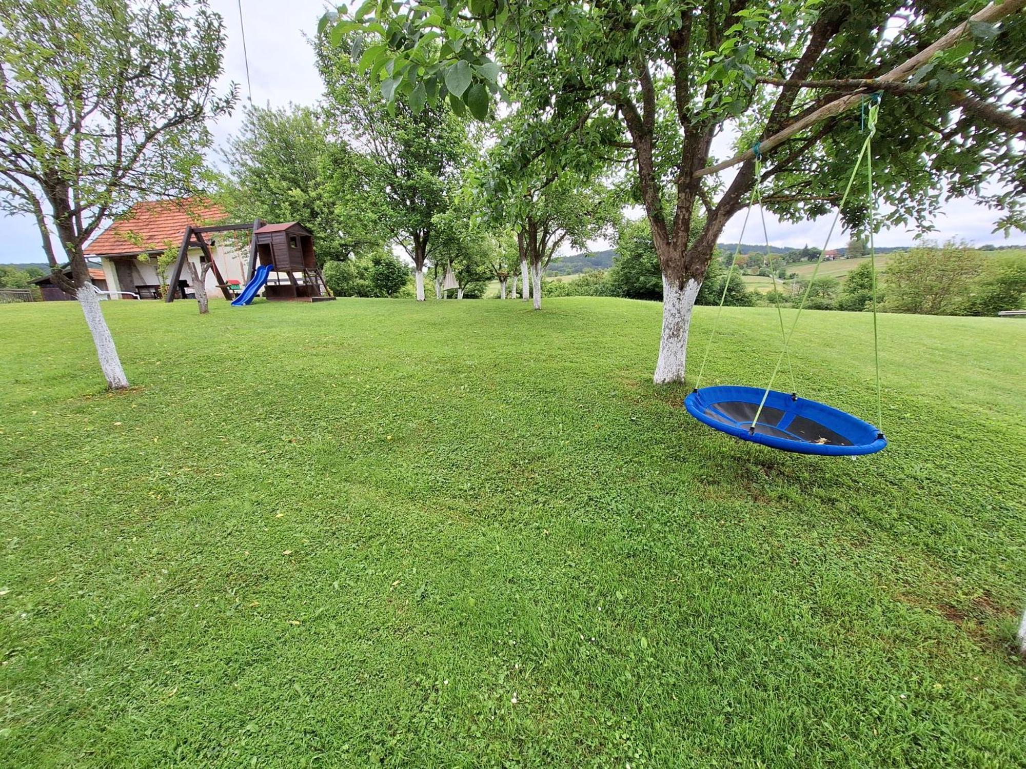 Guesthouse Miha Rakovica Ngoại thất bức ảnh